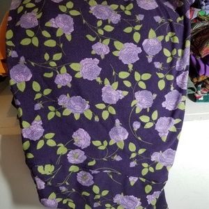 Lularoe TC leggings purple roses